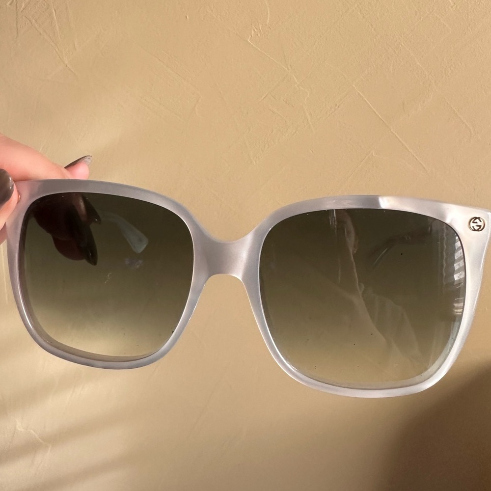 Gucci White Marble Sunglasses - Picture 12 of 14